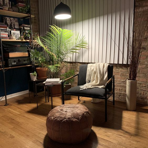 Poufs & cushions